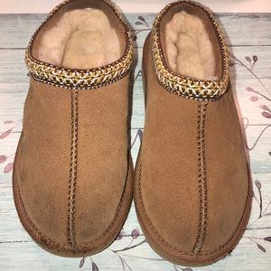 Ugg slippers